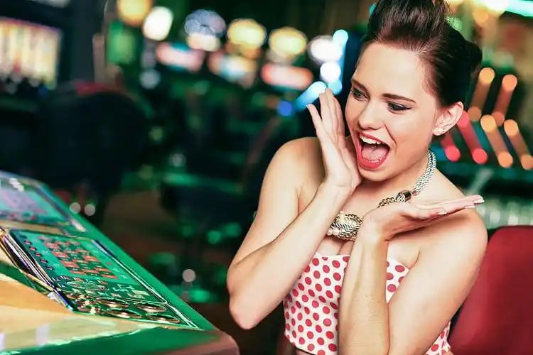 Lucky66666 Live Casino dealer မြင်ကွင်း Baccarat ဗ်ျူဟာ